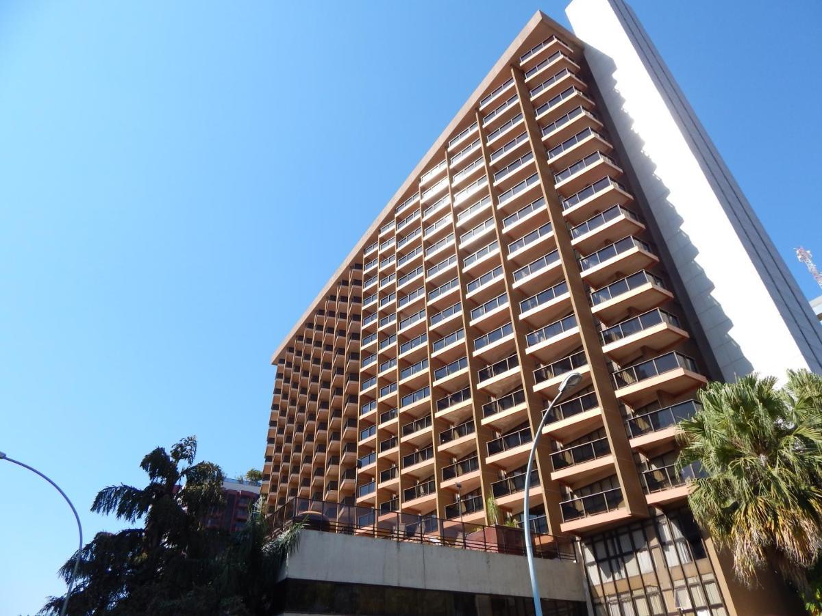 Alta X Apart Hotel - Kubitschek Plaza Brasília Exterior foto